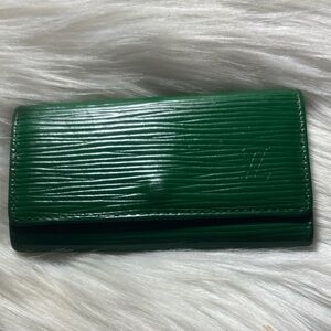 Louis Vuitton Green Epi Leather- Compact Key/Card Holder